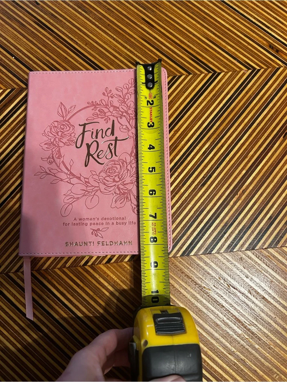 Find Rest Pink Devotional Journal by Shaunti Feldhahn
